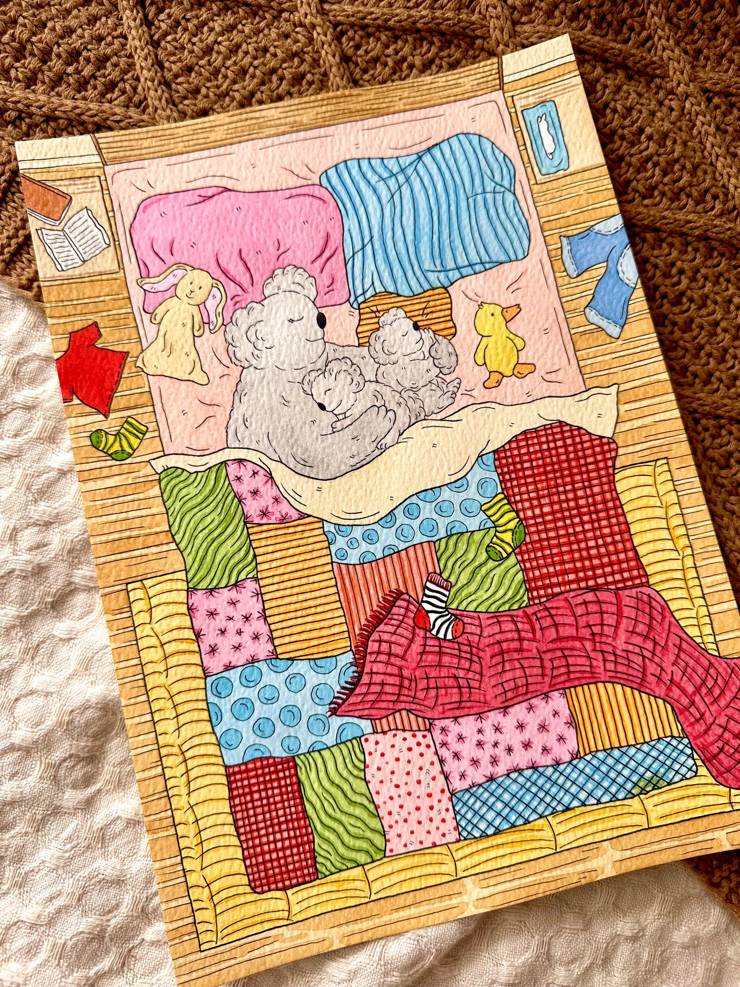 Co-sleeping Koalas Print